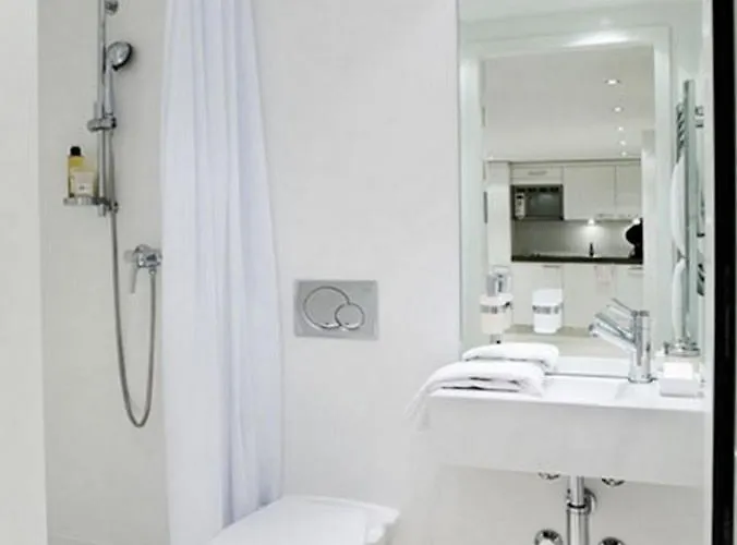 Visionapartments Binzmuehlestrasse 46 - Contactless Check-in Апартаменты Цюрих